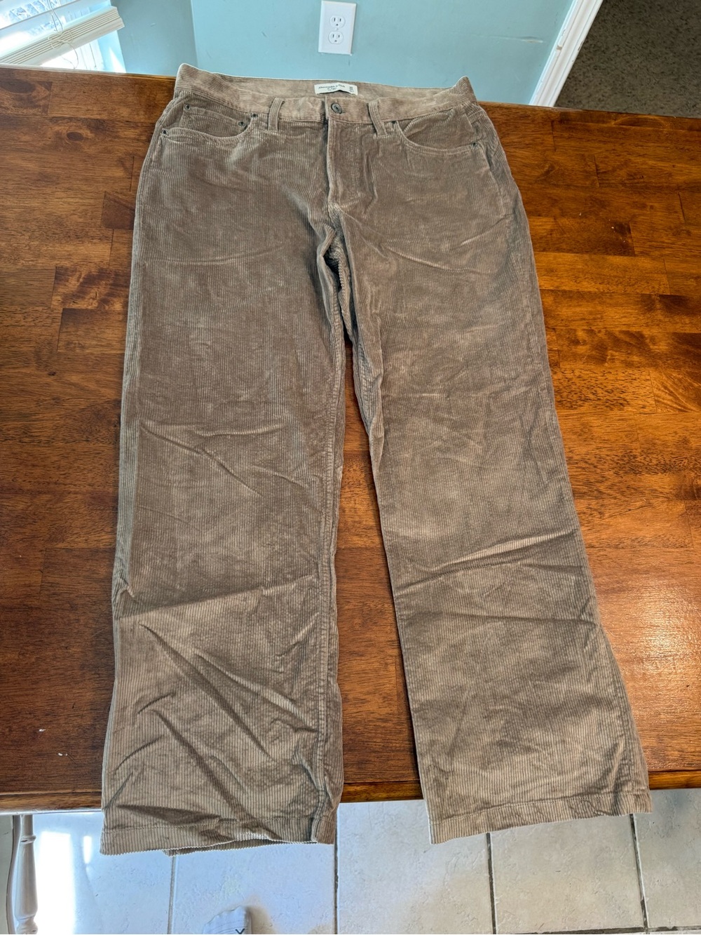Abercrombie & Fitch Low Rise Baggy Corduroy Pants Taupe Brown Tan Women 30 10s